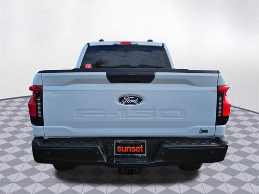 2024 Ford F-150 Lightning Pro