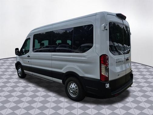 2025 Ford Transit-350