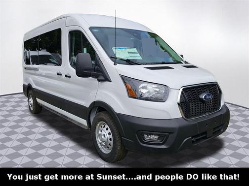2025 Ford Transit-350