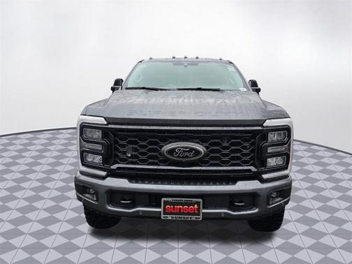 2026 Ford F-350 Lariat Super Duty