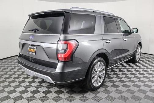Photo 3 of 38 of 2018 Ford Expedition Platinum