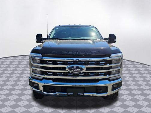 2025 Ford F-350 Lariat Super Duty