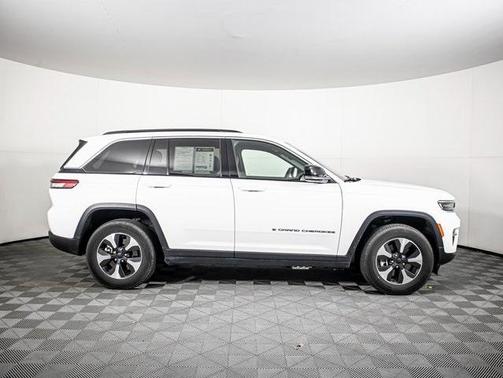 2024 Jeep Grand Cherokee 4xe Base