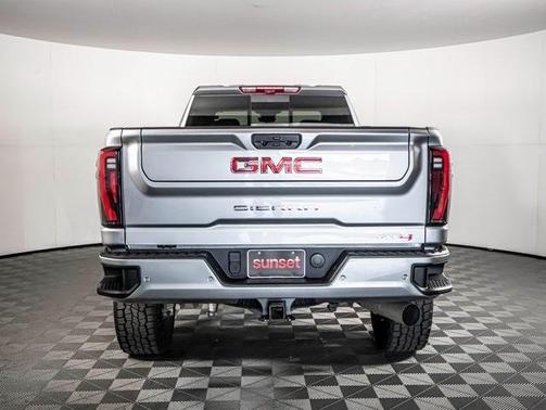 2024 GMC Sierra 3500 AT4