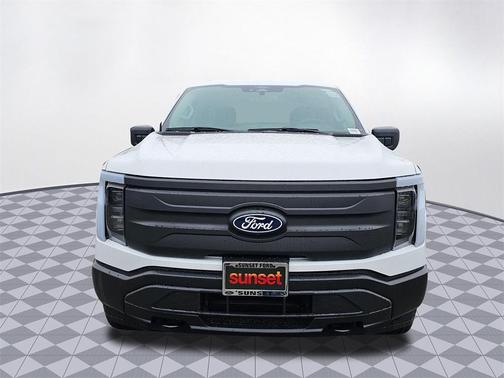 2024 Ford F-150 Lightning Pro