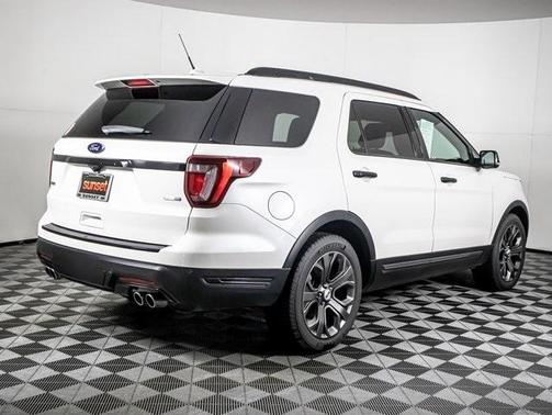 2018 Ford Explorer sport