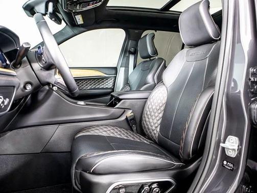2023 Jeep Grand Cherokee Summit