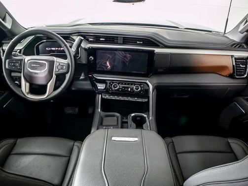 2025 GMC Sierra 3500 Denali