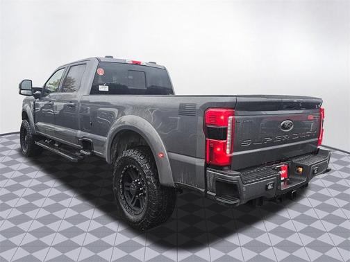2026 Ford F-350 Lariat Super Duty