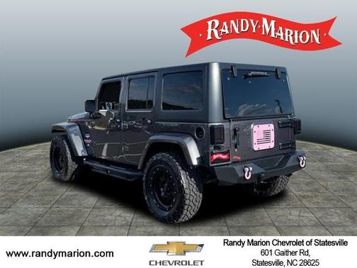 Photo 5 of 21 of 2016 Jeep Wrangler Unlimited Sahara
