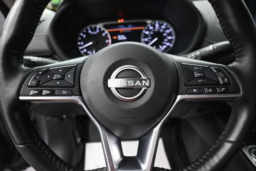 Gun Metallic 2024 Nissan Sentra SV