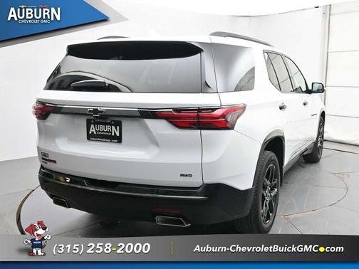 Summit White 2024 Chevrolet Traverse Premier