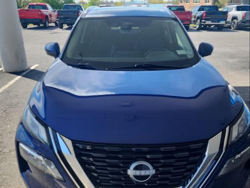 Caspian Blue Metallic 2022 Nissan Rogue SL