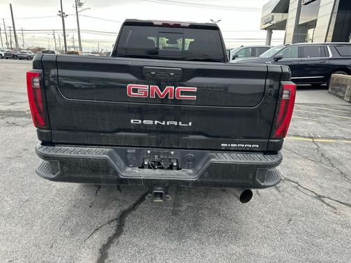 2024 GMC Sierra 2500 Denali