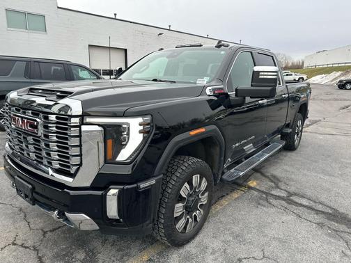 2024 GMC Sierra 2500 Denali