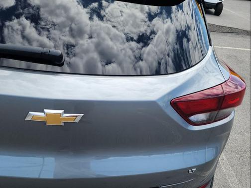 Sterling Gray Metallic 2024 Chevrolet Trailblazer LT