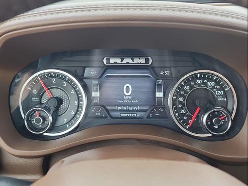 2023 RAM 2500 Laramie Crew Cab 4x4 6'4' Box