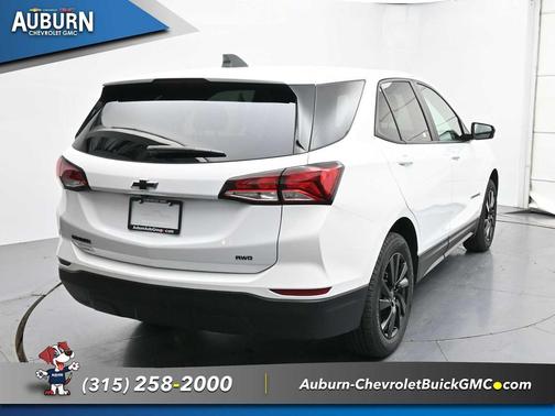 2023 Chevrolet Equinox LS