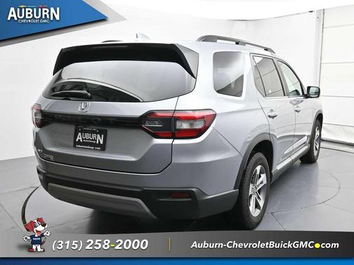 2023 Honda Pilot AWD EX-L 8 Passenger