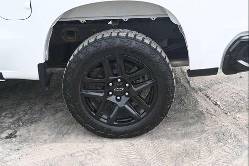 Summit White 2023 Chevrolet Silverado 1500 Custom Trail Boss