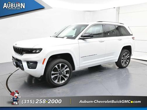 2023 Jeep Grand Cherokee Overland