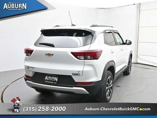 Summit White 2024 Chevrolet Trailblazer LT