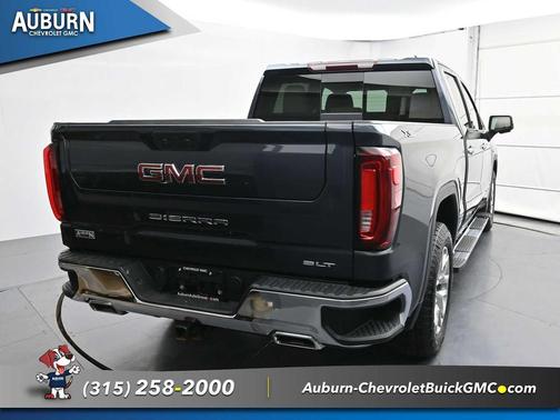2022 GMC Sierra 1500 SLT