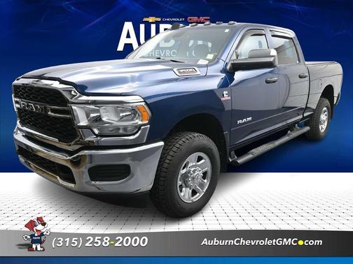 Patriot Blue Pearlcoat 2022 RAM 3500 Tradesman Crew Cab 4x4 6'4' Box