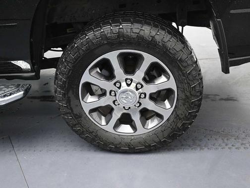 2022 RAM 2500 Big Horn Crew Cab 4x4 6'4' Box