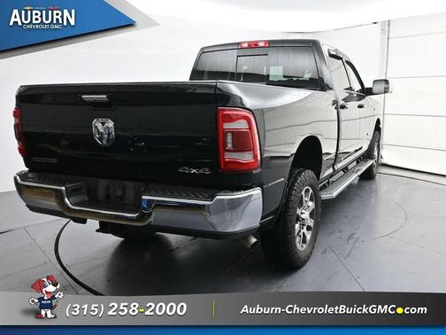 2022 RAM 2500 Big Horn Crew Cab 4x4 6'4' Box