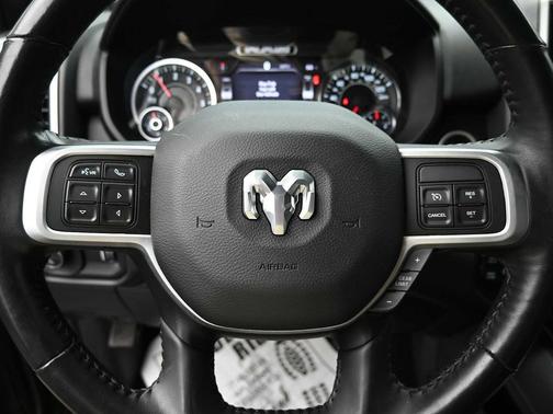 2022 RAM 2500 Big Horn Crew Cab 4x4 6'4' Box