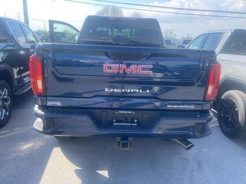 Pacific Blue Metallic 2022 GMC Sierra 2500 Denali