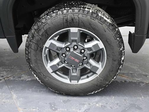 2026 GMC Sierra 2500 SLE