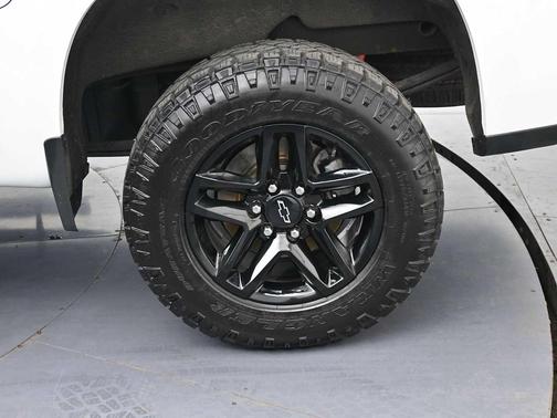 2022 Chevrolet Silverado 1500 Custom Trail Boss