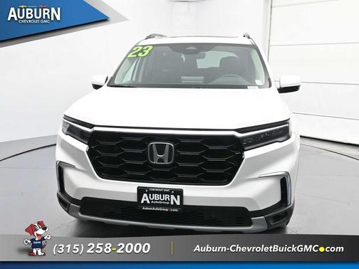 2023 Honda Pilot Touring 8-Passenger