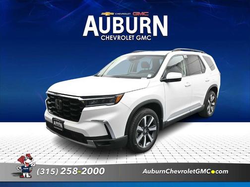 2023 Honda Pilot Touring 8-Passenger