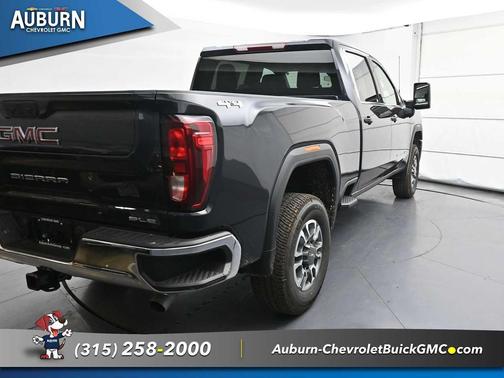 2025 GMC Sierra 2500 SLE