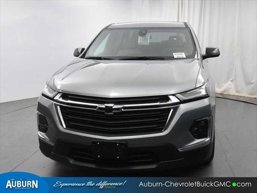 Sterling Gray Metallic 2023 Chevrolet Traverse LS