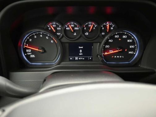 2025 Chevrolet Silverado 1500 Custom