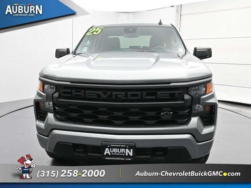 2025 Chevrolet Silverado 1500 Custom
