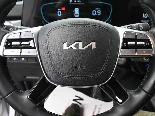 2024 Kia Telluride LX