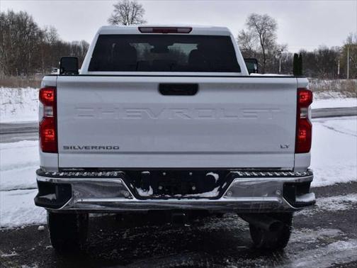Summit White 2024 Chevrolet Silverado 2500 LT