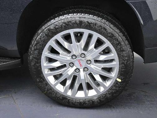 2026 GMC Yukon XL 4WD Elevation