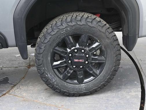 2026 GMC Sierra 2500 AT4