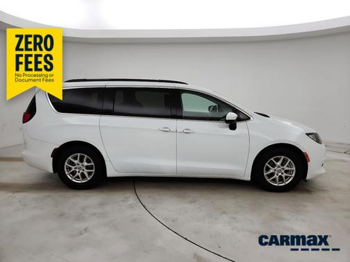 White 2021 Chrysler Voyager LXI