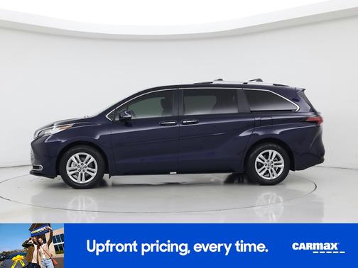 2022 Toyota Sienna Limited