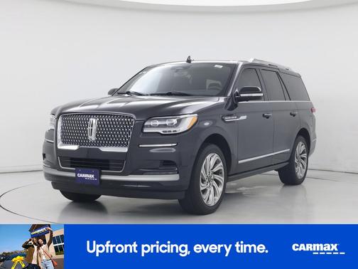 Gray 2023 Lincoln Navigator Reserve
