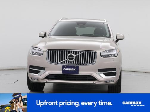 2023 Volvo XC90 B6 Plus