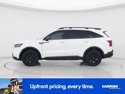 White 2023 Kia Sorento X-Line S