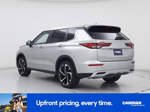 2022 Mitsubishi Outlander SE